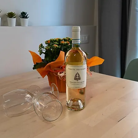 Tenuta Tre Gemme A Mare - Suite Blu * Пескара